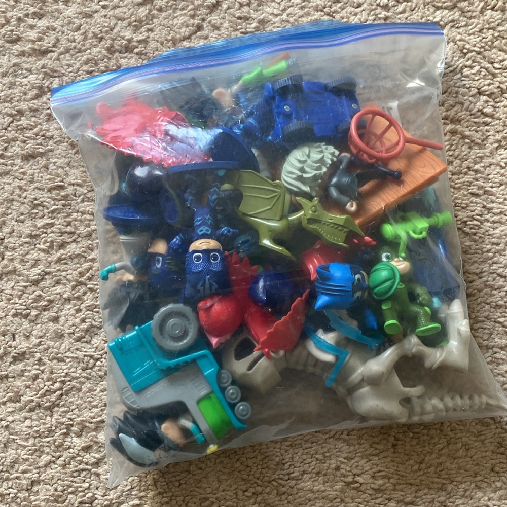 PJ Mask Lot - Picture 2 of 2